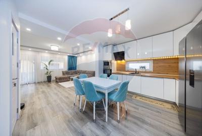 Casă cu 4 camere cu Teren 250 Mp în Vest