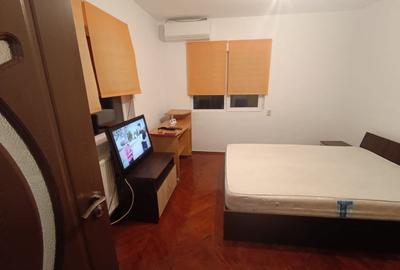 Apartament cu 2 camere semidecomandat în 1 Mai