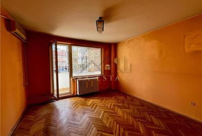 Apartament cu 4 camere semidecomandat în Punctele Cardinale - 9
