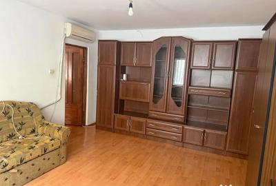 Apartament cu 2 camere semidecomandat în Cantemir