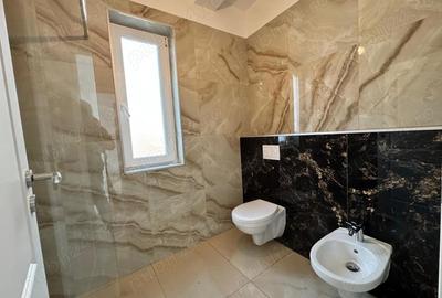 Casă cu 5 camere cu Teren 340 Mp în Central - 8