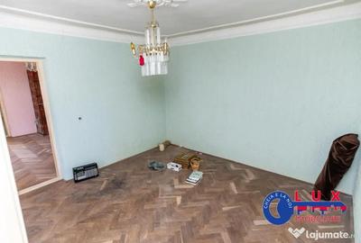 Casă cu 7 camere cu Teren 425 Mp în Păcii - 9