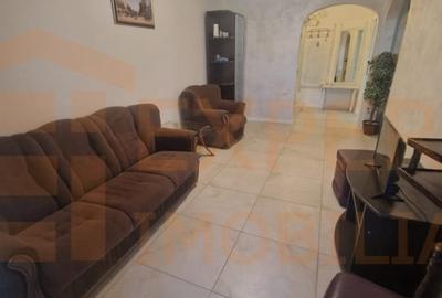 Apartament cu 3 camere decomandat, mobilat în Dacia