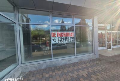 Spațiu comercial, de 200 mp, în Ultracentral - 10