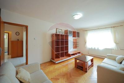 Apartament cu 2 camere decomandat în Nufărul - 1