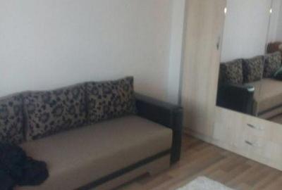 Garsonieră în Girocului