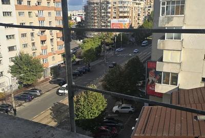 Proprietar , vand Garsoniera spa?ioasa 42 mp utili Calea Calara?i - 3