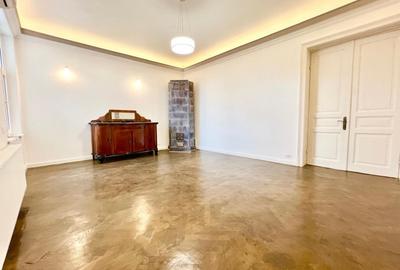 SPATIU DEOSEBIT VILA / PARTIAL MOBILAT SI UTILAT - 22