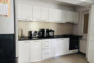 Apartament cu 3 camere decomandat în 1 Decembrie 1918 - 3