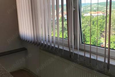 Apartament de vanzare - 2