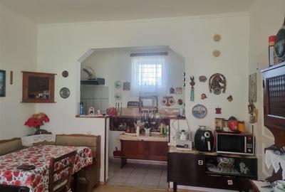 CASA CU ETAJ IN CENTRU - 15