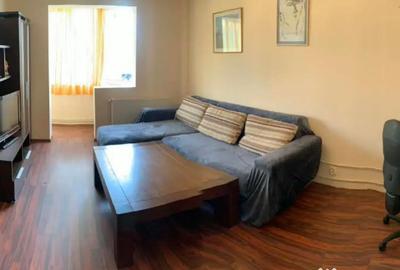 Apartament cu 2 camere decomandat în Astra