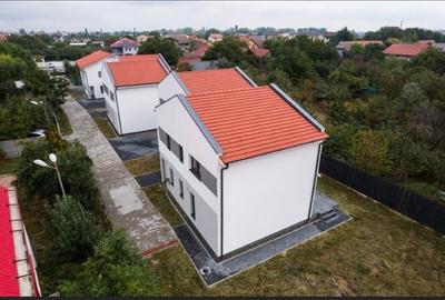 Duplex cu 4 camere cu Canalizare în Chișoda - 3