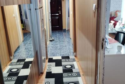 Apartament cu 3 camere decomandat în Rogerius - 3