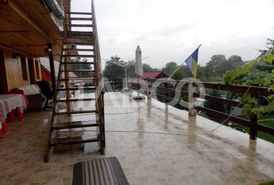 Pensiune la cheie 13 camere  15 locuri parcare si teren 3000 mp - 25