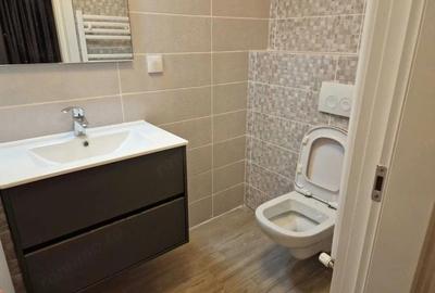 Garsonieră decomandată în Apărătorii Patriei