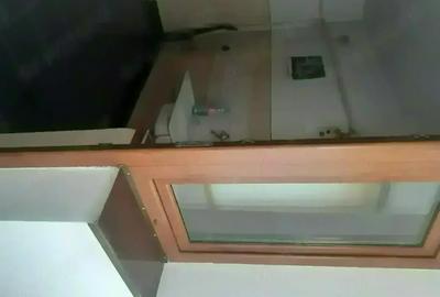 Garsonieră decomandată în Barieră - 15