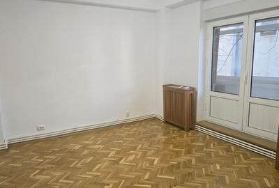 Inchiriere apartament Bd. Primaverii - stradal, 5 camere, etaj 1 Inchiriere apartament Bd. Primaverii - stradal, 5 camere, etaj 1 - 5