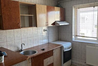 Apartament cu 2 camere semidecomandat în Tineretului - 2