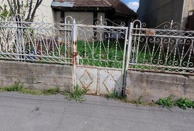 Casă cu 3 camere în Borcea - 2