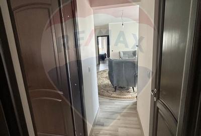 Apartament cu 5 camere de vanzare in zona Sasar - 11