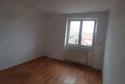 De vanzare apartament cu 2 camere in Satu Mare Str. Vasile Lucaciu - 3