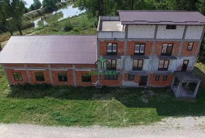 Spațiu comercial, de 1,336 mp, în Bujoreni - 4