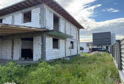 Casă cu 4 camere în Central - 1