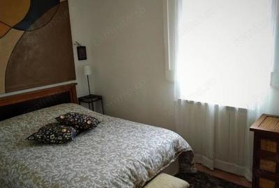 Apartament cu 3 camere decomandat în Giurgiului