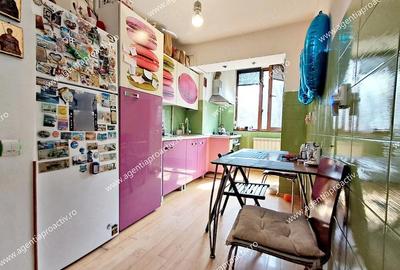 Apartament cu 3 camere semidecomandat în Mazepa 1 - 8