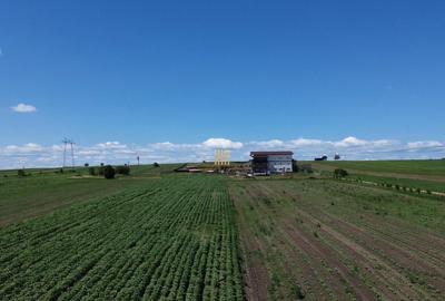 Teren de 36977 mp, în Central - 32