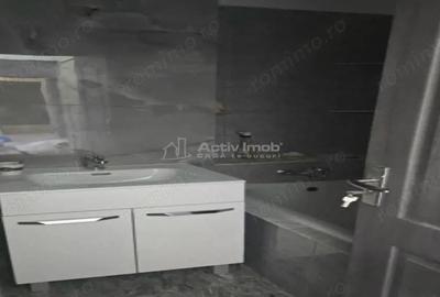 Apartament cu 3 camere decomandat în Micălaca - 2