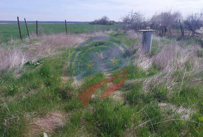 Teren de 2741 mp, în Țuglui - 2