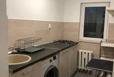 Garsonieră decomandată, mobilată în Titan