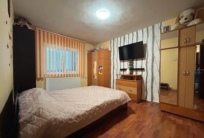 Apartament cu 2 camere decomandat în Bartolomeu