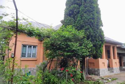 Casă cu 4 camere în Bălcești - 6