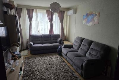 Apartament cu 3 camere decomandat în Timișu de Jos - 2