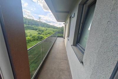 Apartament cu 3 camere decomandat în Frumoasa - 13