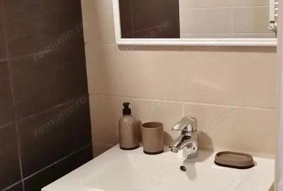 Garsonieră decomandată în Vitan