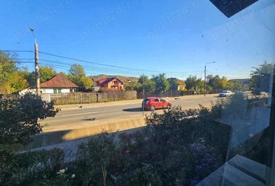 Apartament cu 4 camere în Central - 1