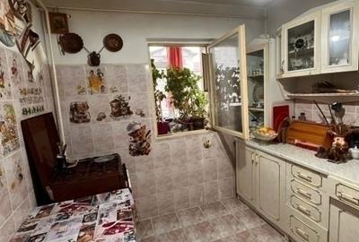 Apartament cu 3 camere decomandat, mobilat în Nicolina - 4