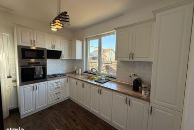 Casă cu 4 camere în Bâcu