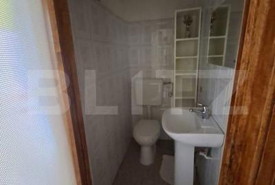 Casă cu 1 camere cu Teren 1430 Mp în Central - 2