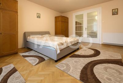 Apartament spatios de vanzare cu 3 camere la etajul 1 in Orasul de Jos - 2