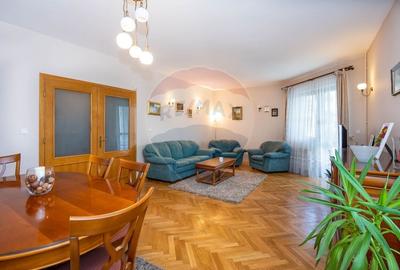 Casa eleganta in cea mai buna zona din Cristian - COMISION 0% - 2