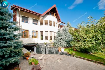 Casă individuală cu 6 camere cu Canalizare în Nord - 1