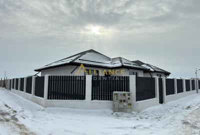 Casă cu 3 camere cu Teren 85 Mp în Berceni - 3