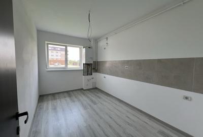 Garsonieră decomandată în Sânpetru - 8