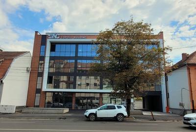 Spațiu comercial, de 1,500 mp, în Șelimbăr