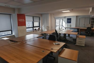 Birou, de 3,560 mp, în P-ța Unirii - 12